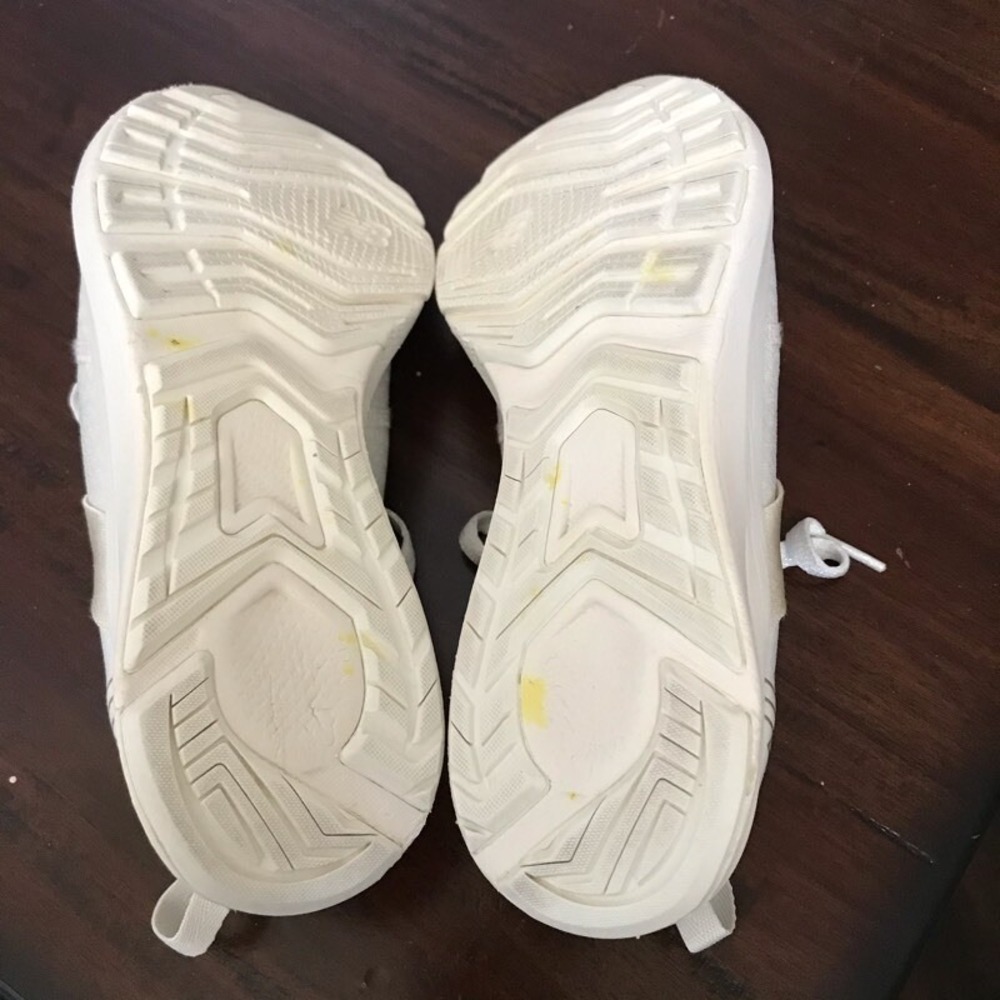 New Balance Womens FuelCore Nergize Training Shoes White WXNRGWH Low Top 9.5 B - Picture 6 of 9